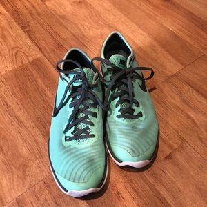 Teal Nike Women’s